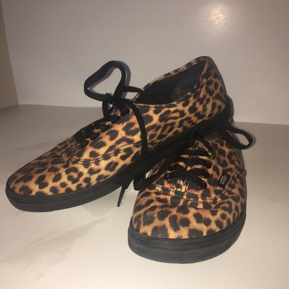 vans lo pro cheetah